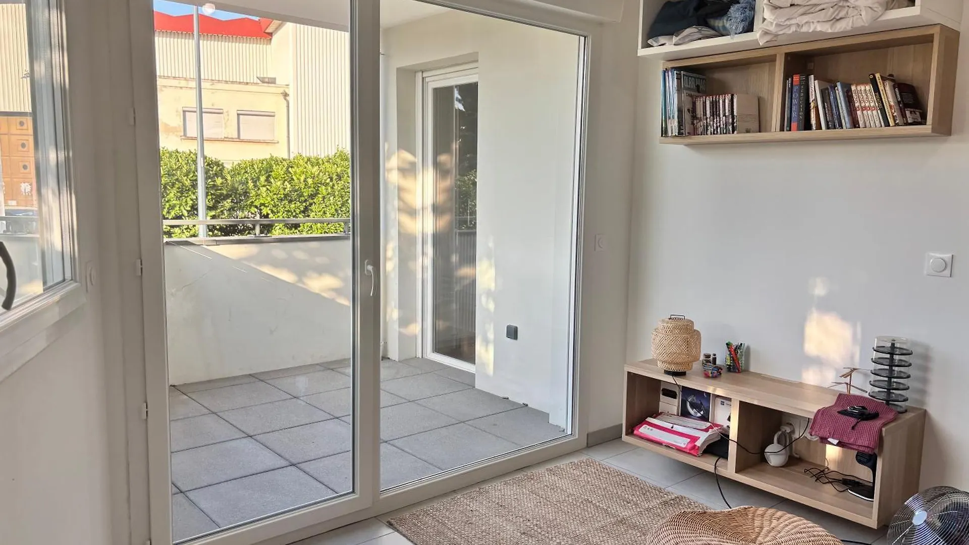 Chambre Neuve Chez Habitant Vénissieux 0*,  Francia