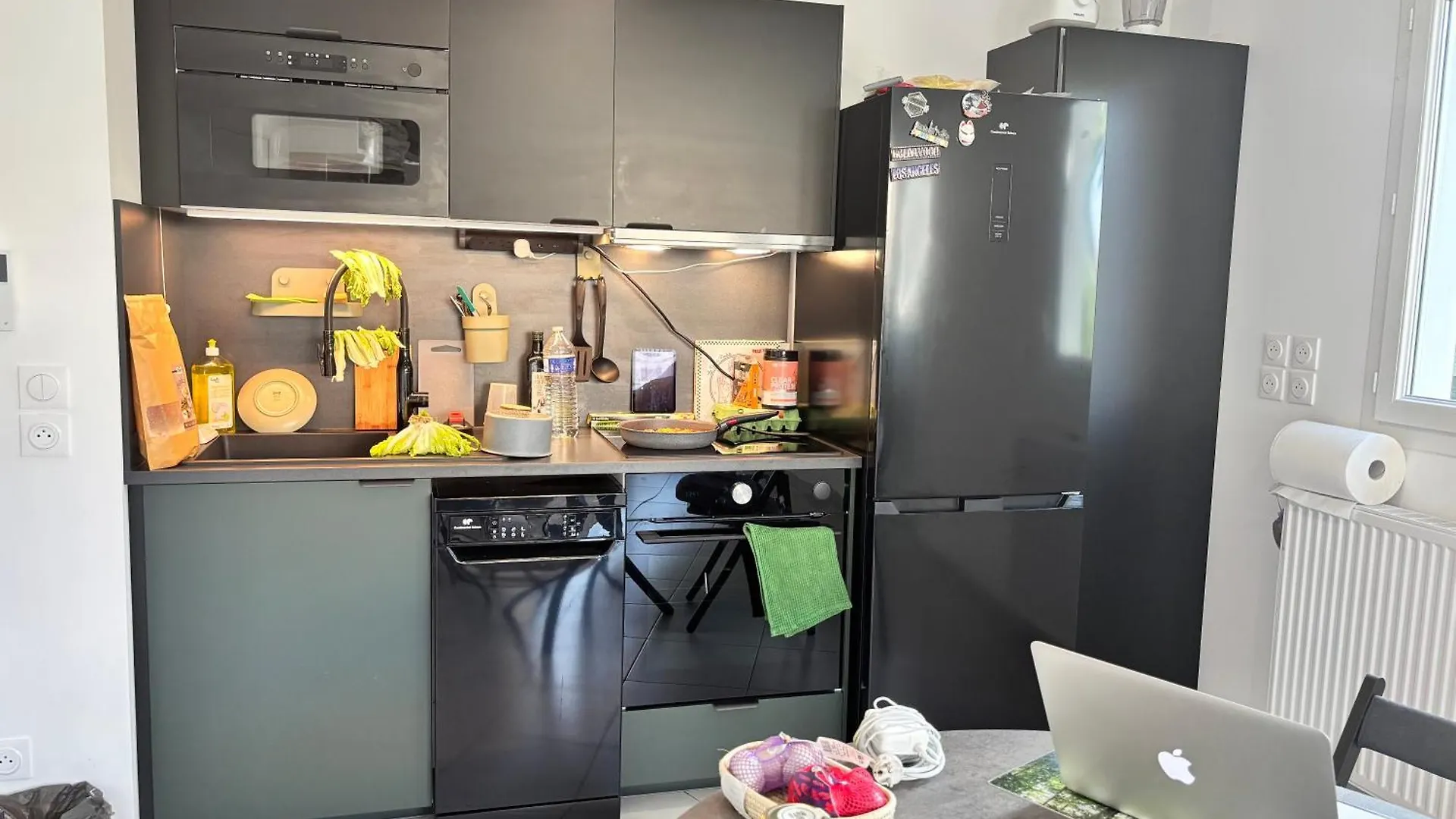 Chambre Neuve Chez Habitant Vénissieux 0*,